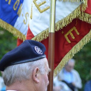 veteran, flag bearer, commemoration, tribute, second world war, normandy, flag, war, soldier, memorial, battle, military, veteran, veteran, veteran, veteran, veteran