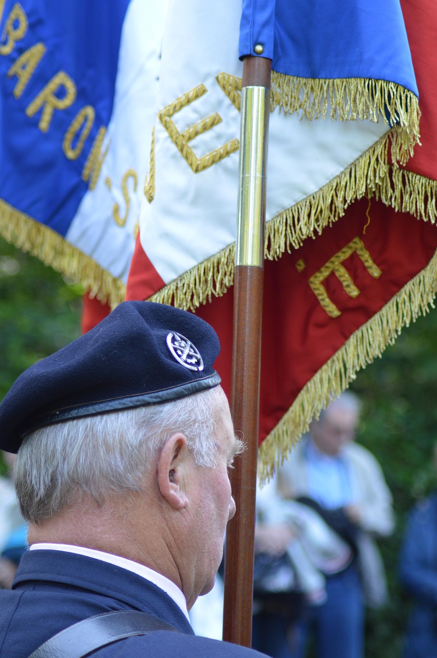 veteran, flag bearer, commemoration, tribute, second world war, normandy, flag, war, soldier, memorial, battle, military, veteran, veteran, veteran, veteran, veteran