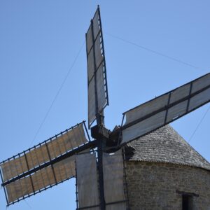 mill, wings of the moulin, mill mont dol, brittany, architecture, plain flour, harvest wheat, mechanism of origin, functional, mill visit, building, pierre, wings, authentic