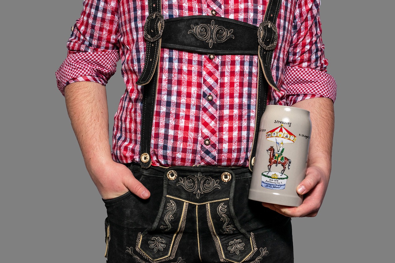 beer, bier, alcohol, drink, glass, restaurant, drinks, brewery, table, bière, drinking, oktoberfest, bayern, bavaria, germany, deutschland, gäubodenfest, gray restaurant, gray table, bier, bier, bier, bier, bier, oktoberfest, oktoberfest